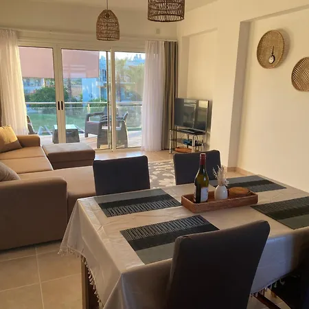 Sweet Water-tatlisu-north Cyprus Apartment *